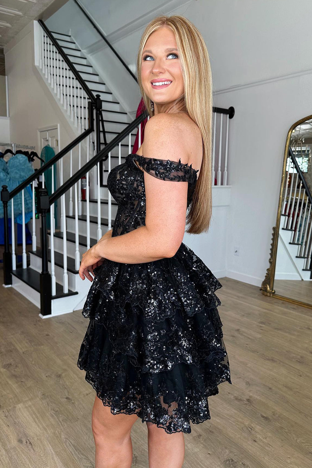 Sparkly Grey A-Line Tiered Lace Short Homecoming Dress/Mini Dress