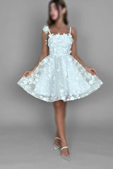Spaghetti Strap Sleeveless A Line Formal Dress With Lace Appliques