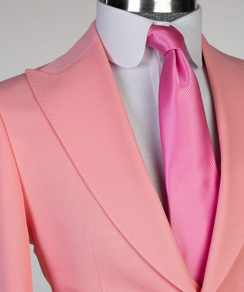 Fashion Pink Three-Piece Best Wedding Suits for Groom with Peaked Lapel