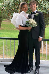 Black Long Prom Dress with V Neck and Front Split in Mermaid Style