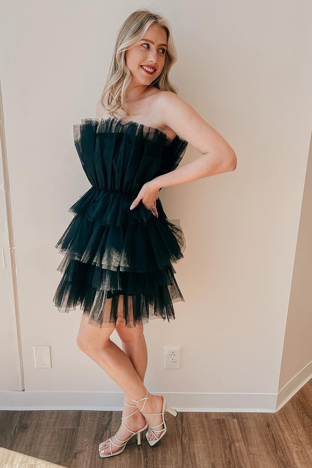 Pink Strapless A-Line Tiered Tulle Short Homecoming Dress/Mini Dress