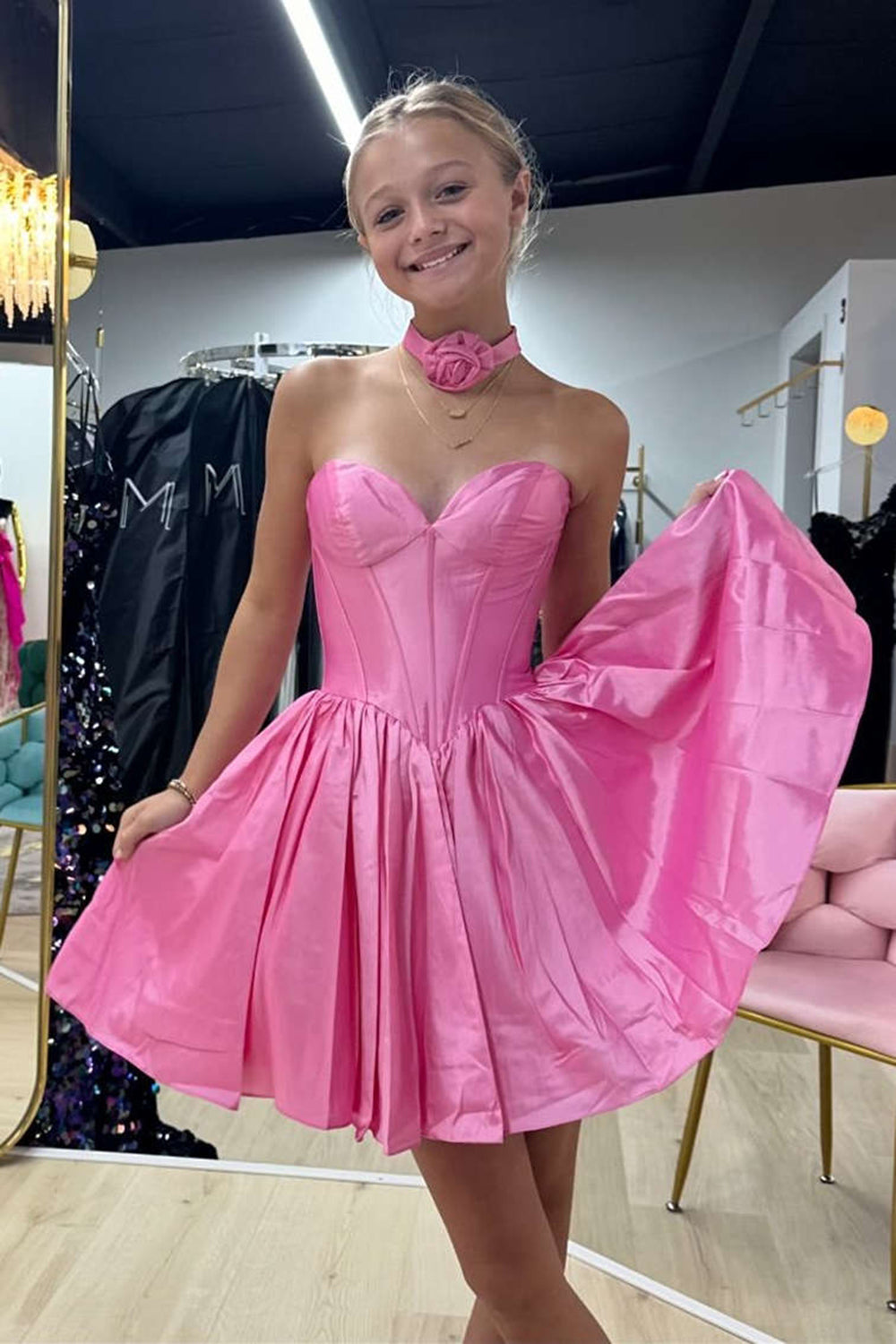 Pink A-Line Sweetheart Corset Satin Short Homecoming Dress/Mini Dress