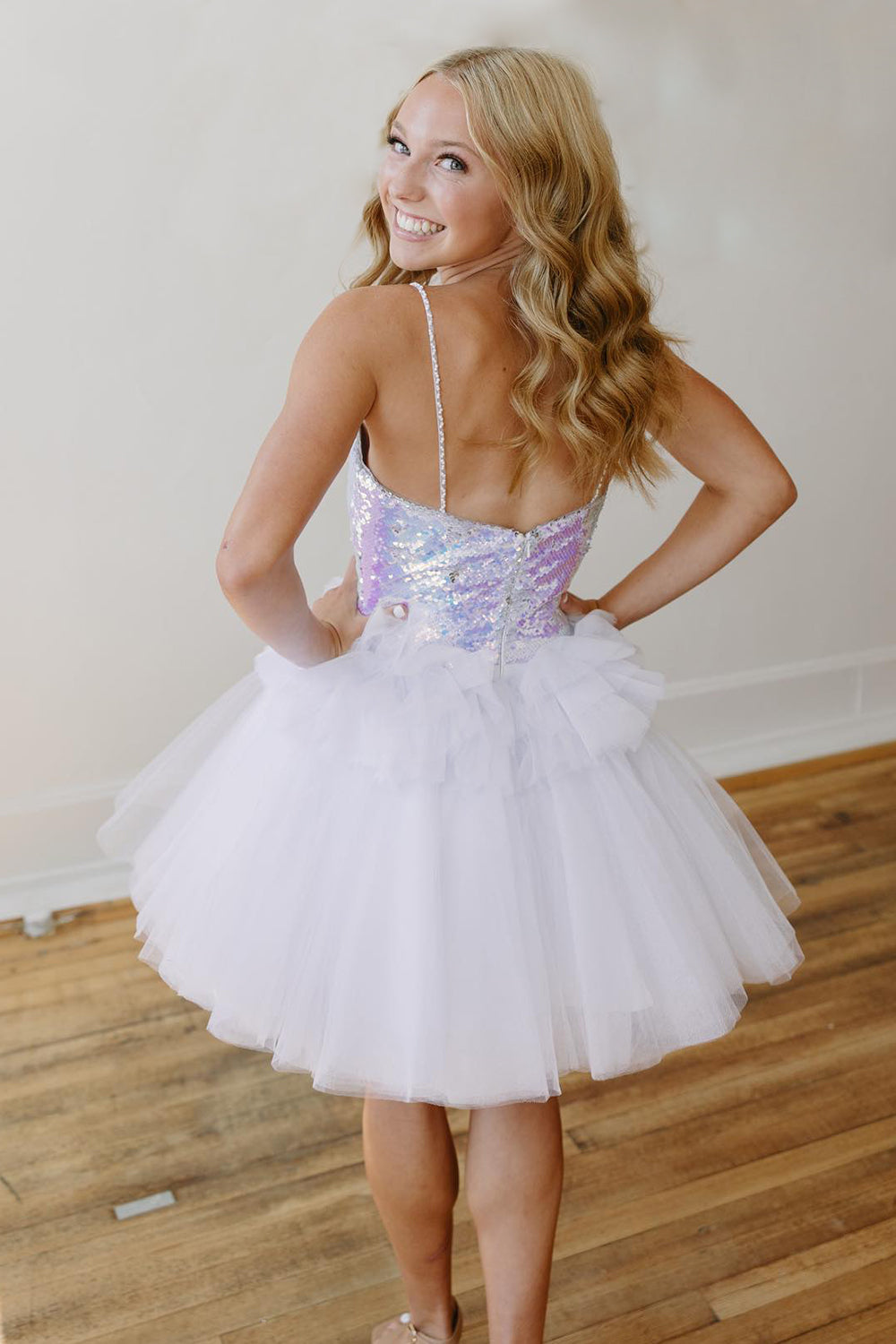 Sparkly White Sequins Spaghetti Straps Short Homecoming Dress/Mini Dress