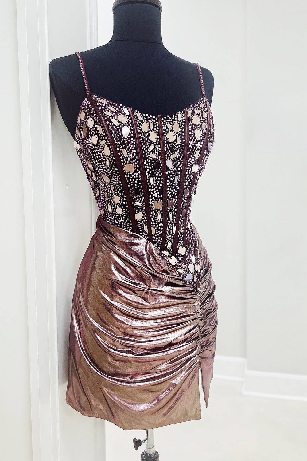 Rose Gold Spaghetti Straps Mirror Tight Short Homecoming Dress/Mini Dress with Beading