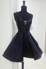 Black A Line Short Homecoming Dress/Mini Dress With Bow