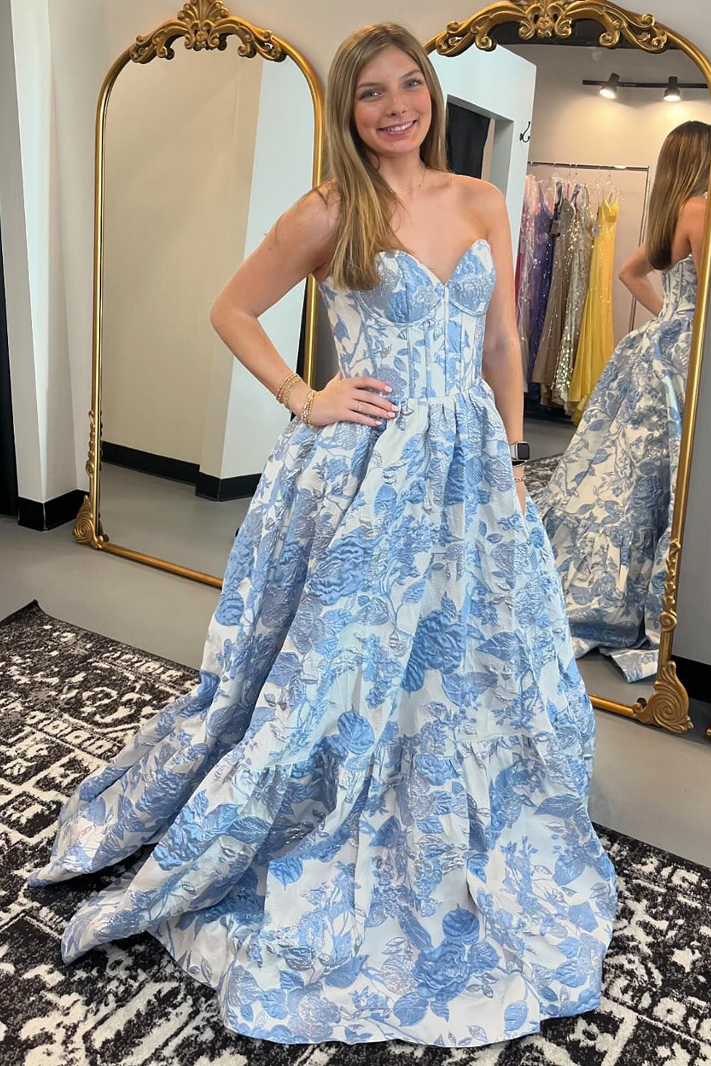 Elegant Sweetheart A-Line Long Corset Prom Dress in Blue Floral