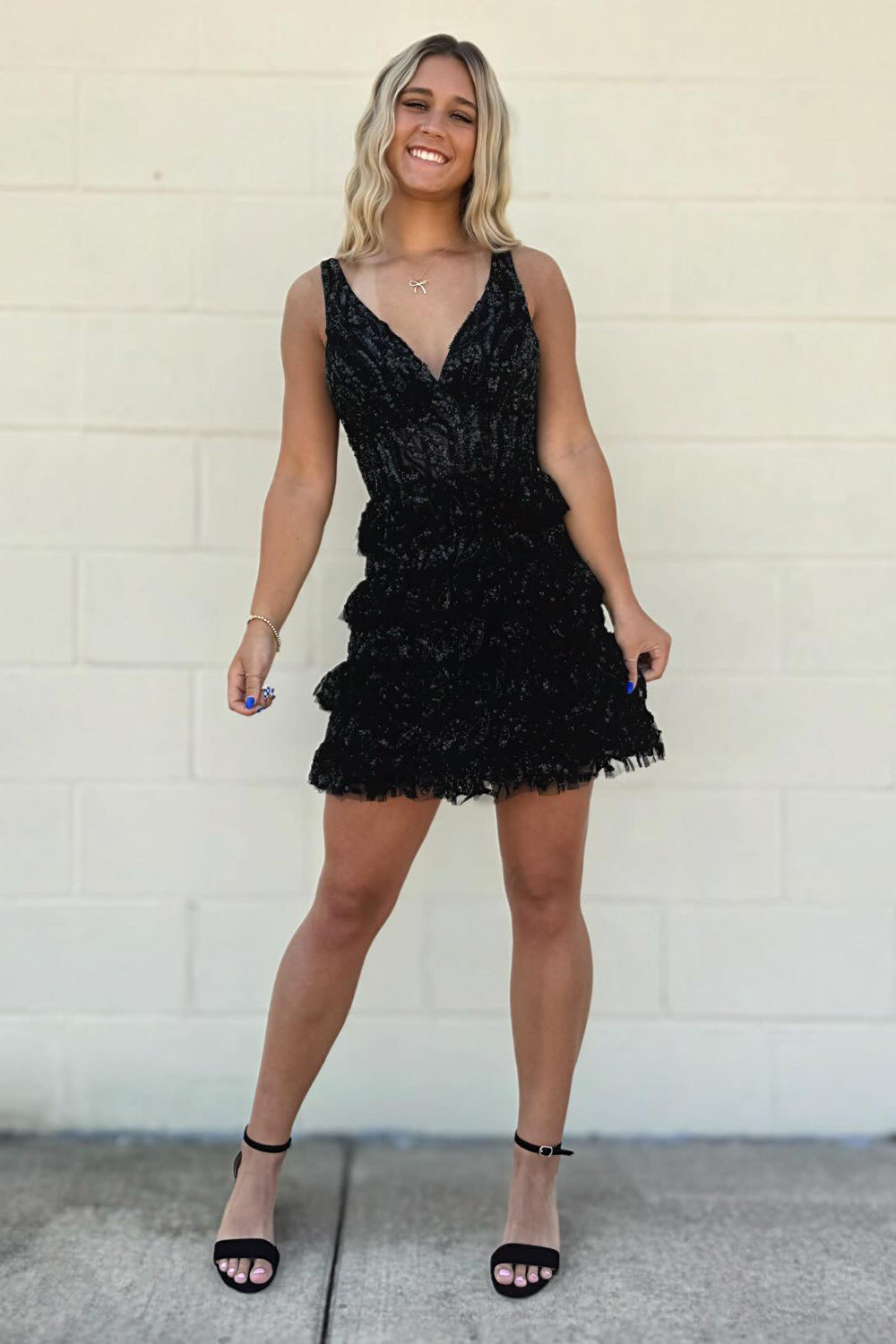 A-Line Black V-Neck Tiered Short Homecoming Dress/Mini Dress with Lace