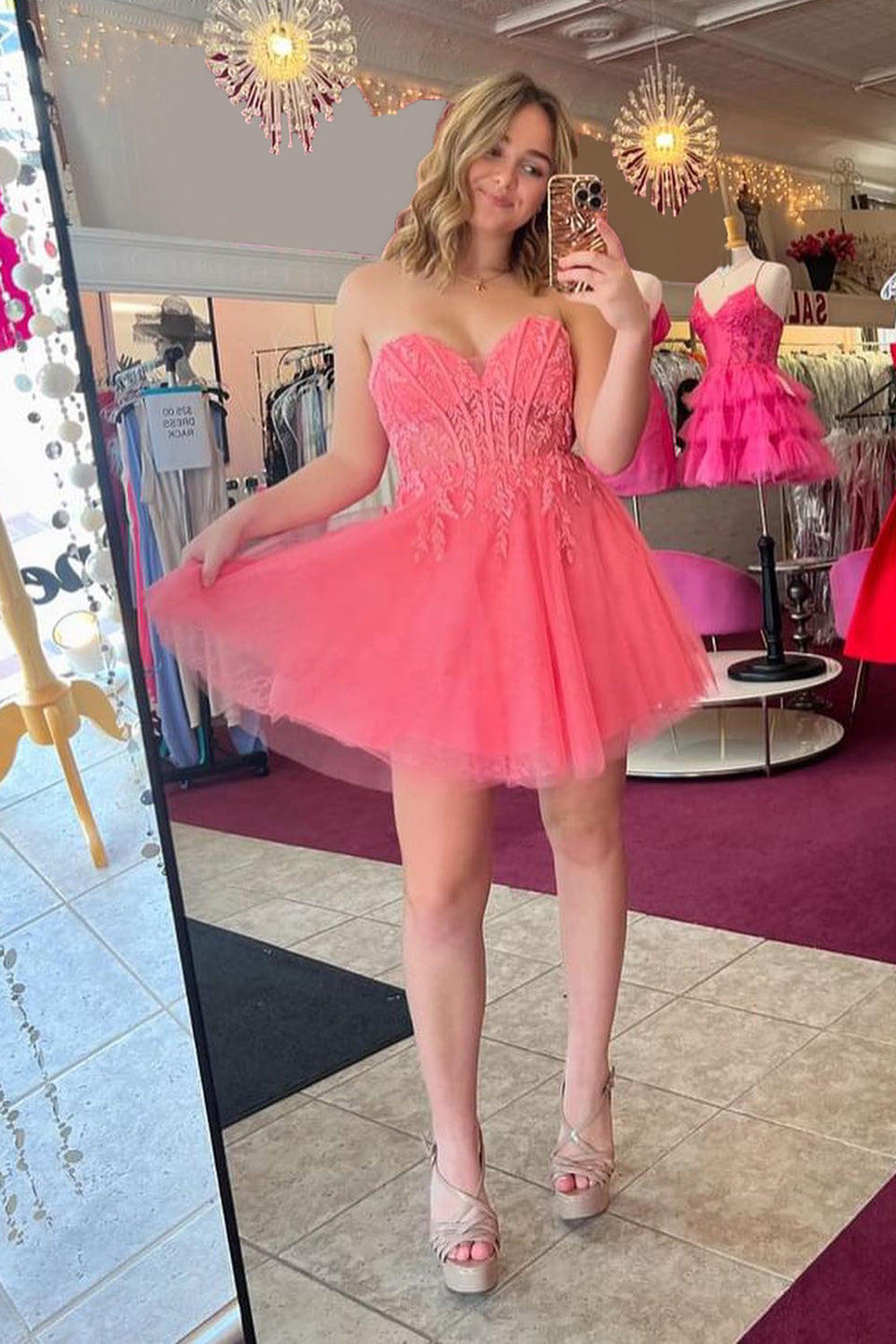 A-Line Pink Sweetheart Corset Tulle Short Homecoming Dress/Mini Dress with Appliques