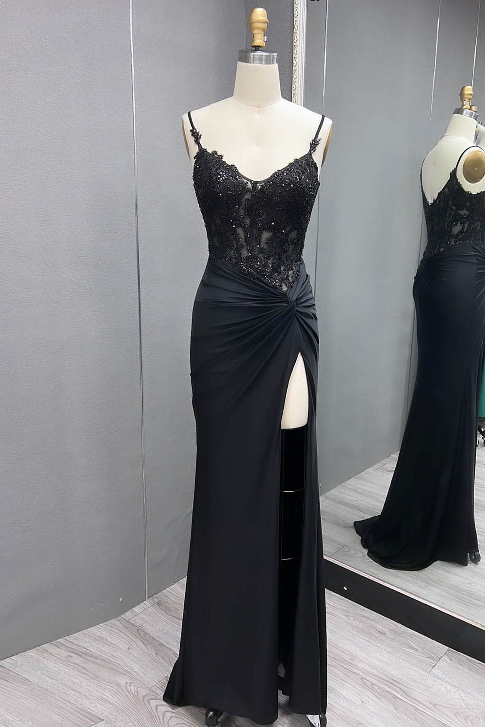 Long Mermaid Satin Corset Prom Dress with Dark Green Spaghetti Straps and Appliques