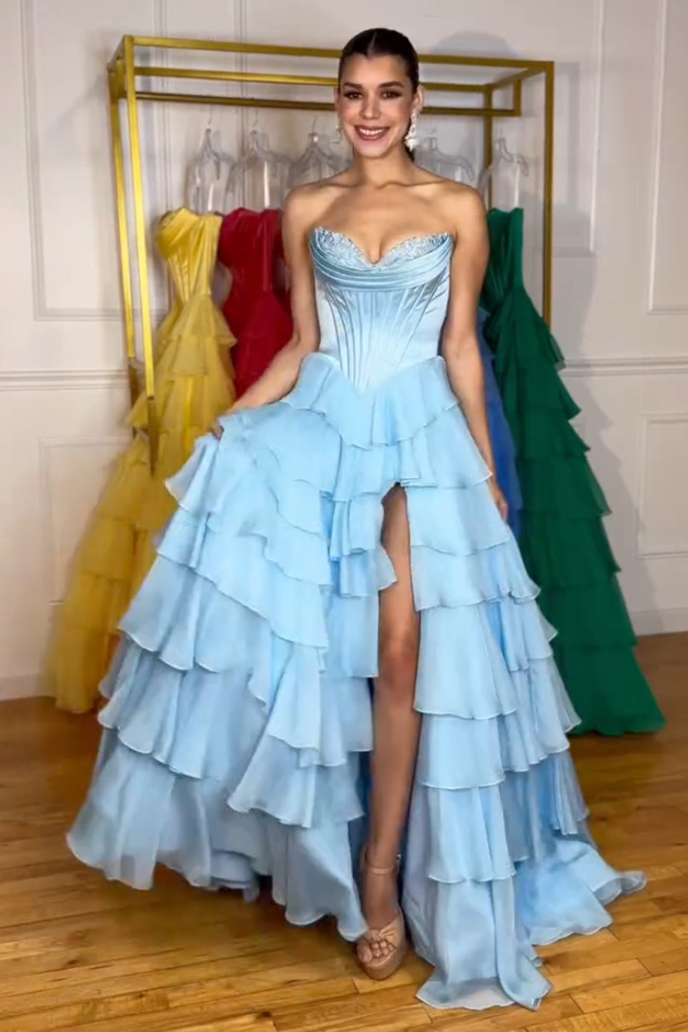 Sweetheart A-Line Black Chiffon Corset Prom Dress Featuring a Tiered Slit