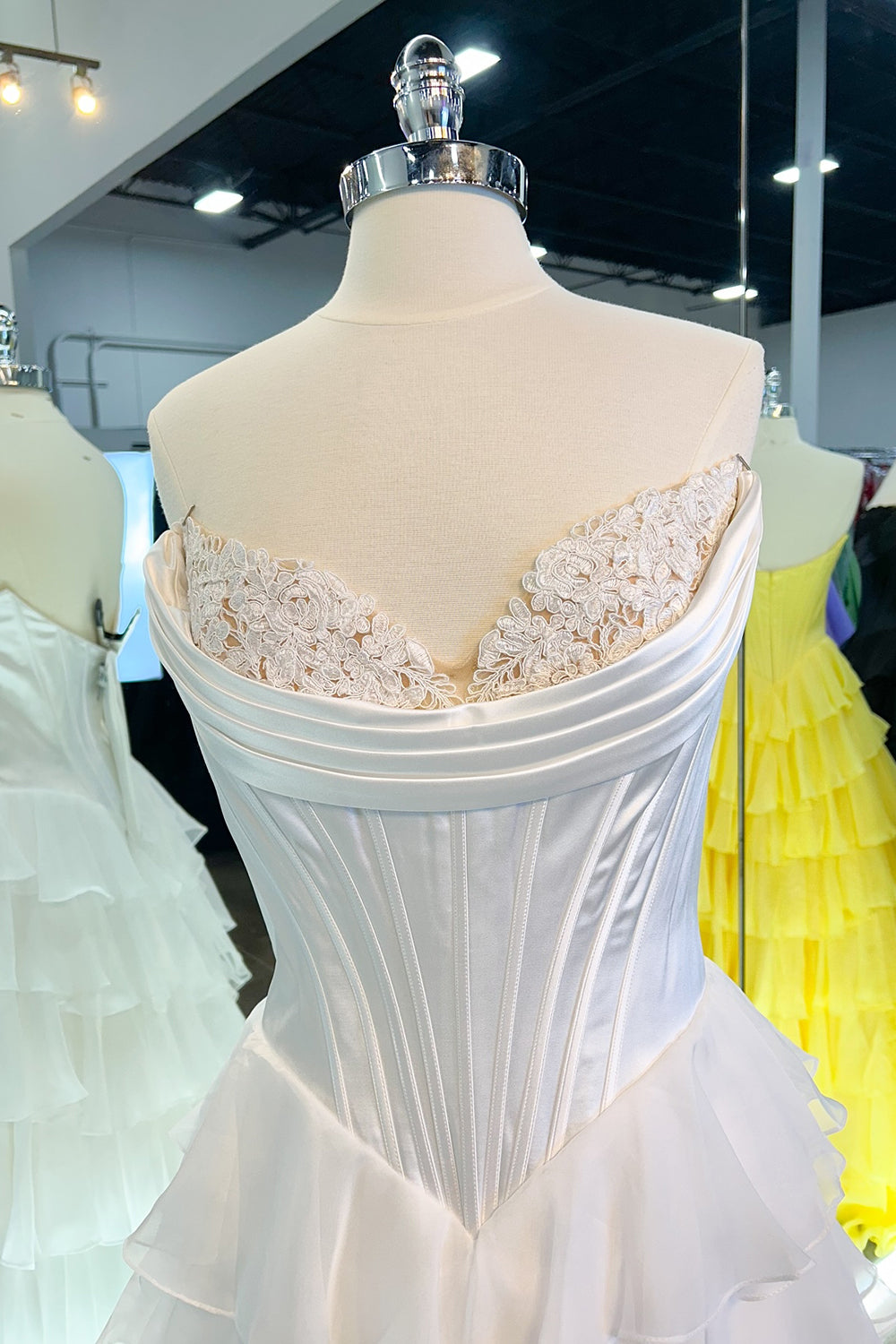 Sweetheart Black Chiffon A-Line Corset Prom Dress Featuring a Tiered Slit