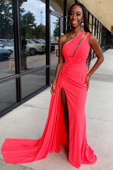 Elegant Coral One-Shoulder Mermaid Gown with High Slit for Prom