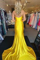 Long Yellow Mermaid Prom Dress in Satin with Ruched Strapless Design and Bow