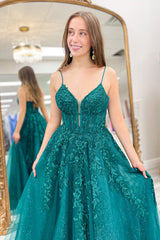 Long A-Line Prom Dress in Emerald Green with Spaghetti Straps and Tulle Appliques