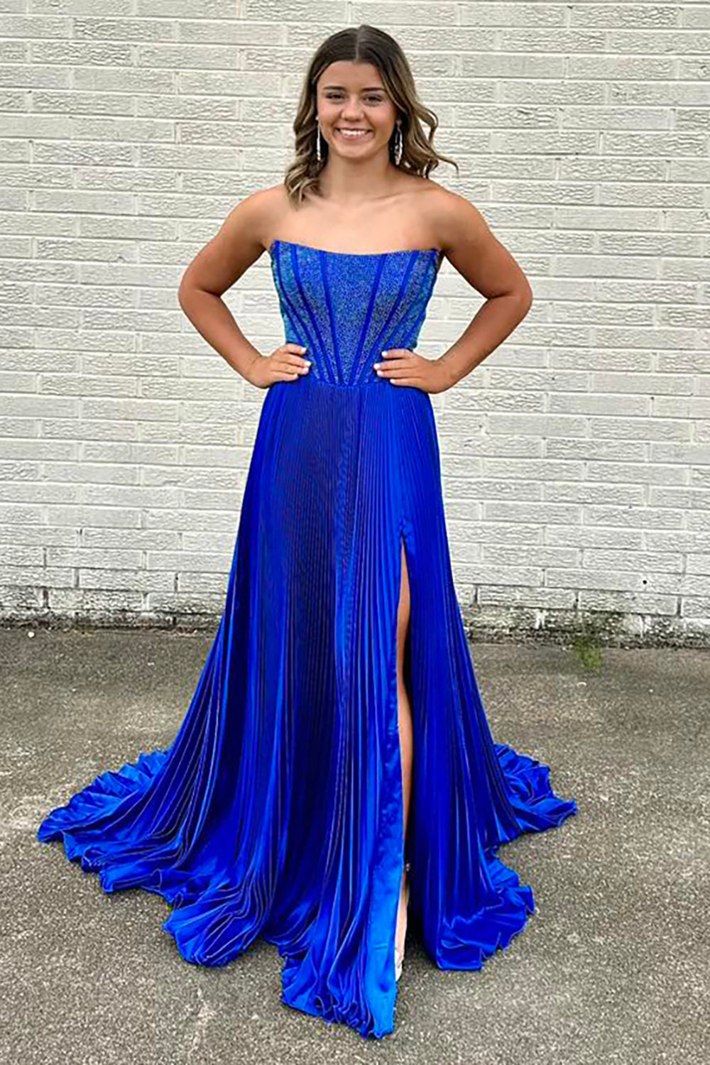 Elegant Black Strapless A-Line Pleated Long Corset Prom Dress Featuring Beading