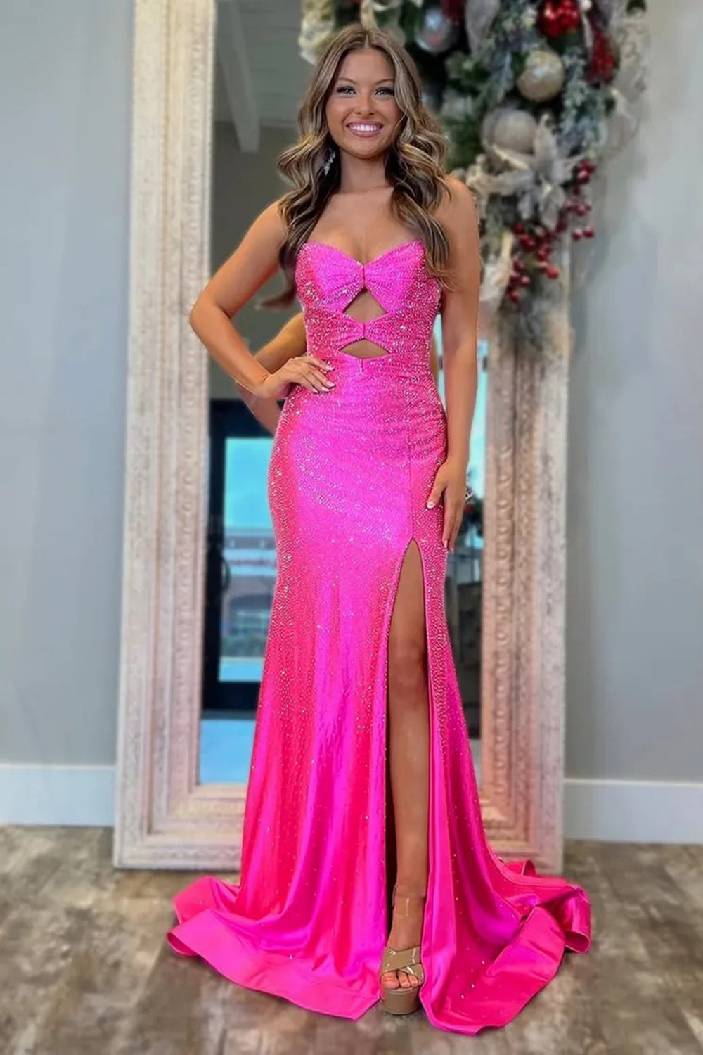 Long Beaded Prom Dress in Lilac with Sweetheart Neckline and Mermaid Cut-out Glitter Design