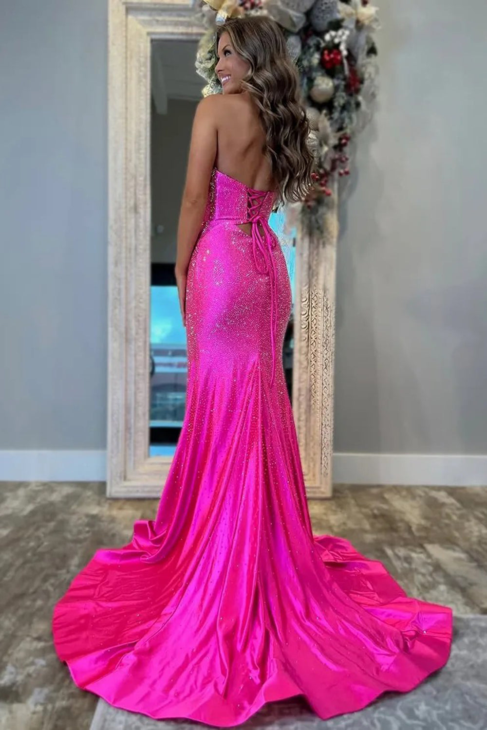 Long Beaded Prom Dress in Lilac with Sweetheart Neckline and Mermaid Cut-out Glitter Design