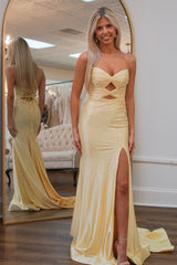 Long Beaded Prom Dress in Lilac with Sweetheart Neckline and Mermaid Cut-out Glitter Design