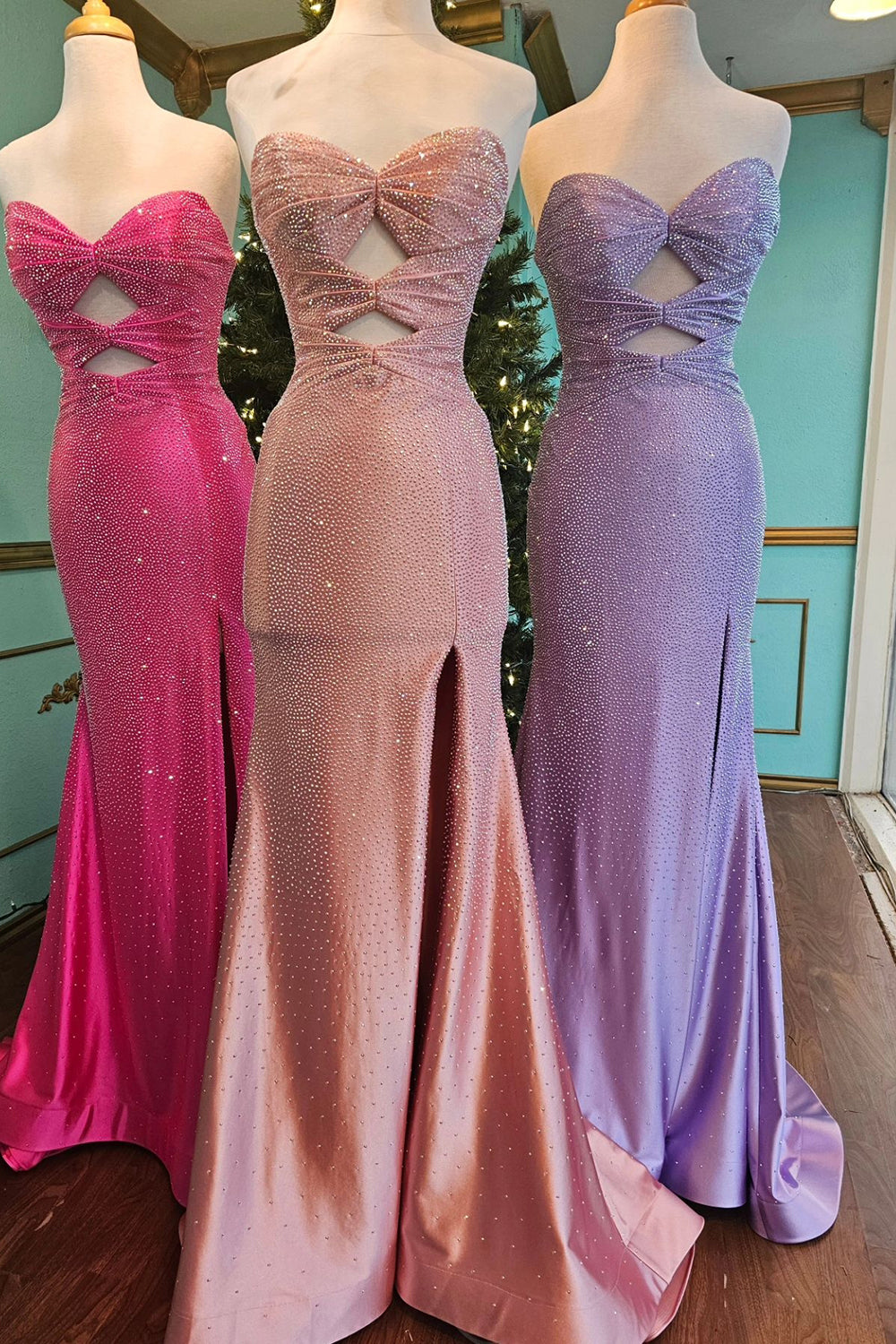 Long Beaded Prom Dress in Lilac with Sweetheart Neckline and Mermaid Cut-out Glitter Design