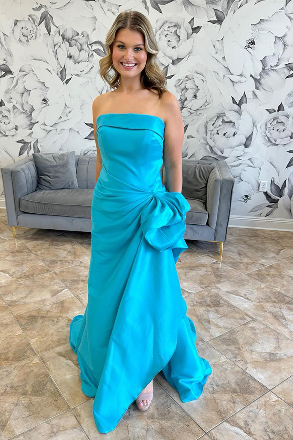 Stylish Blue Strapless Satin Sheath Gown with Ruched Detail