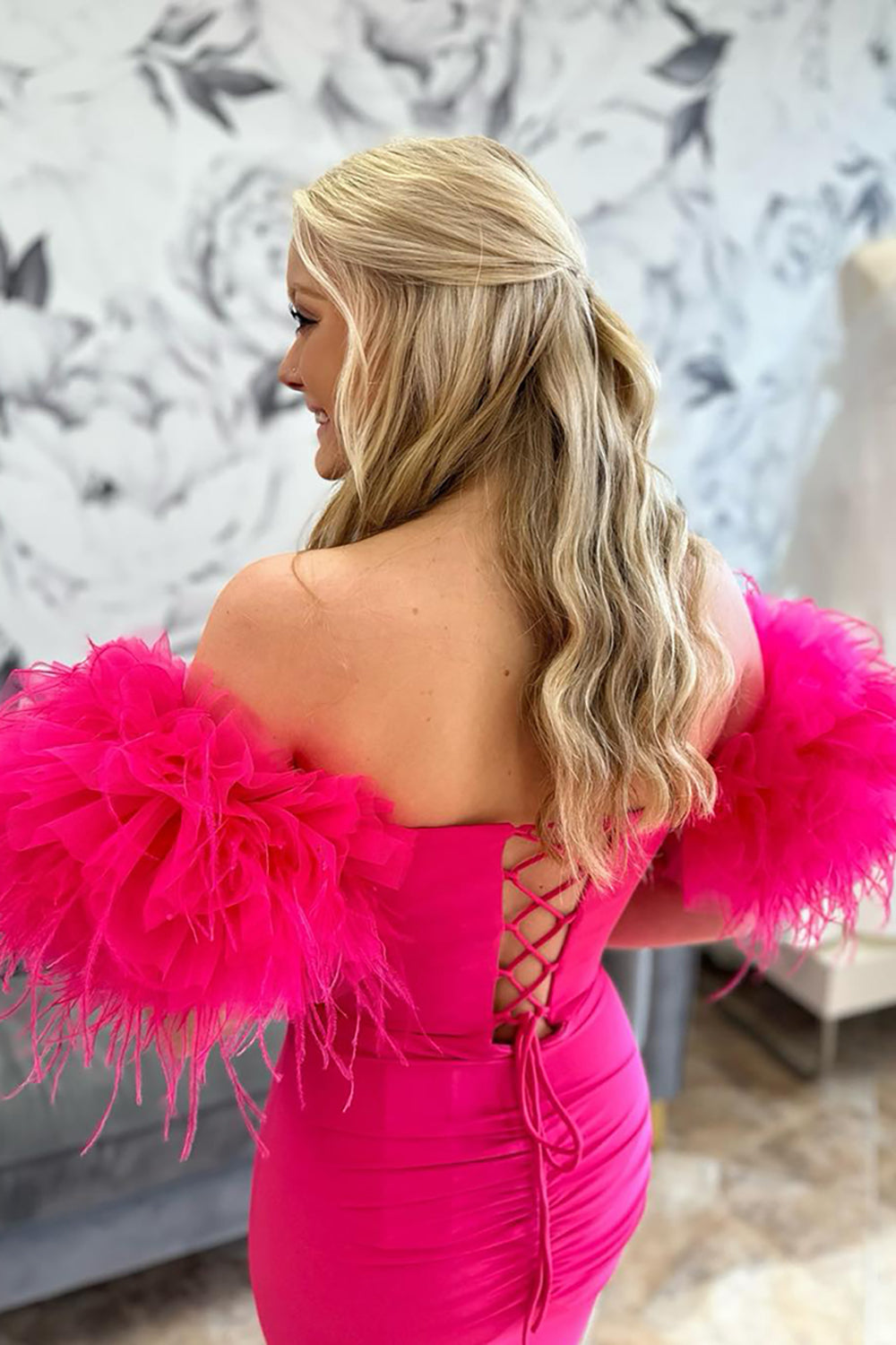 Long Prom Dress in Fuchsia with Mermaid Satin Puff Sleeves and Feather