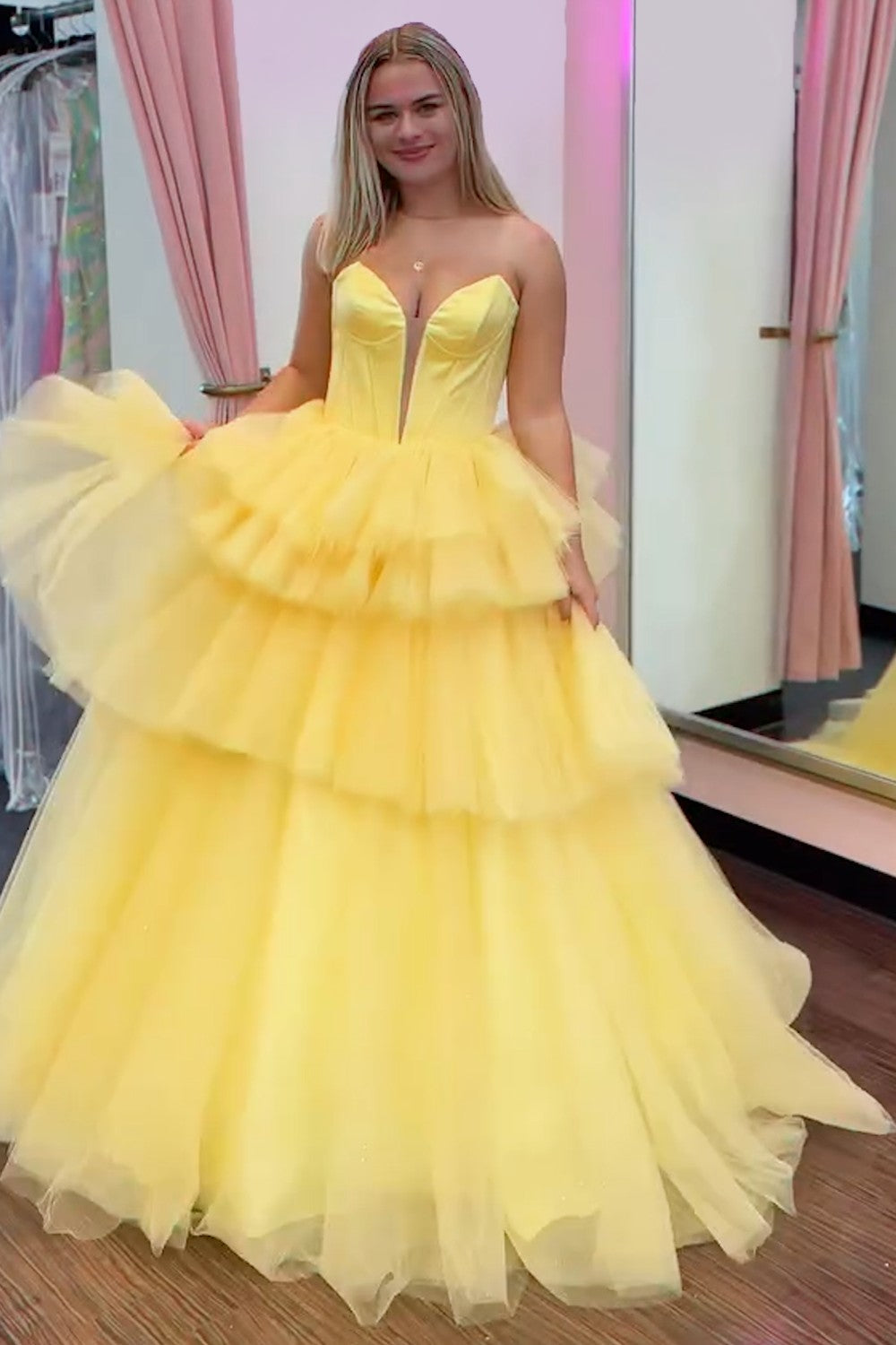 Sweetheart A-Line Prom Dress in Trendy Blue with Tiered Tulle and Corset