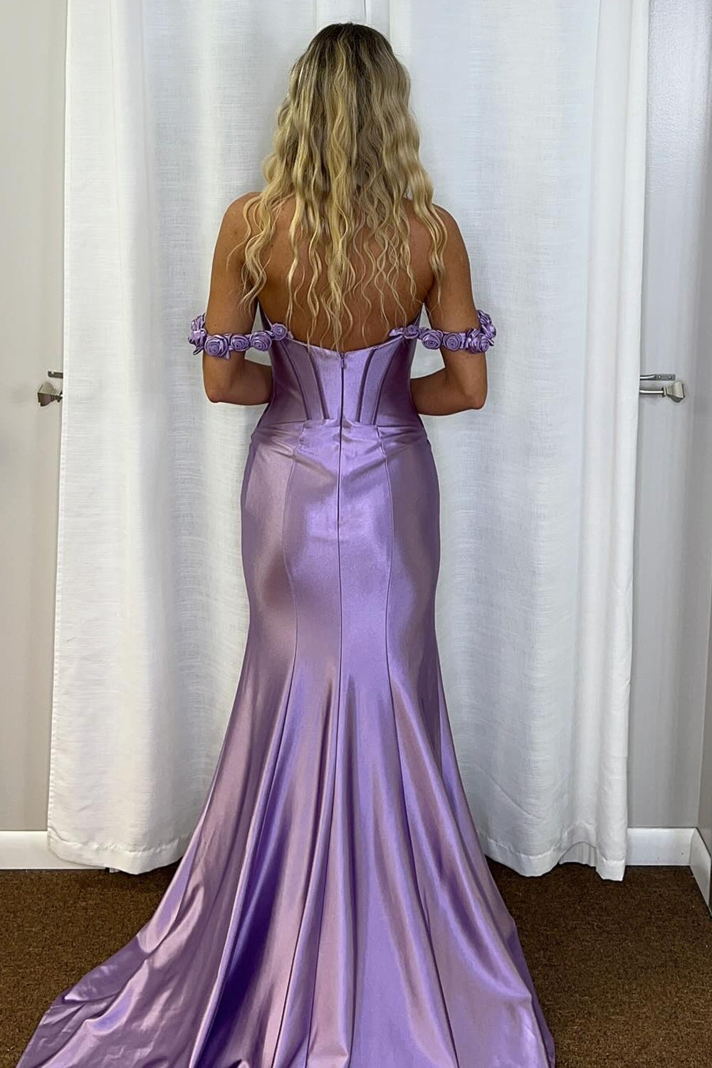 Elegant Lilac Off-the-Shoulder Satin Mermaid Corset Prom Gown