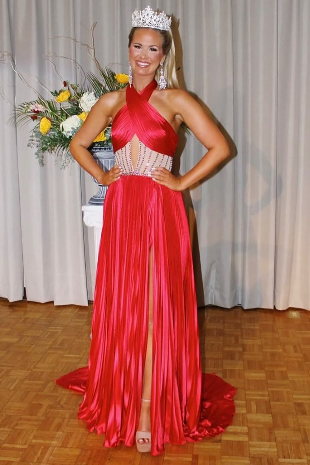 Elegant Royal Blue A-Line Satin Prom Dress with Halter Neck and Beaded Details