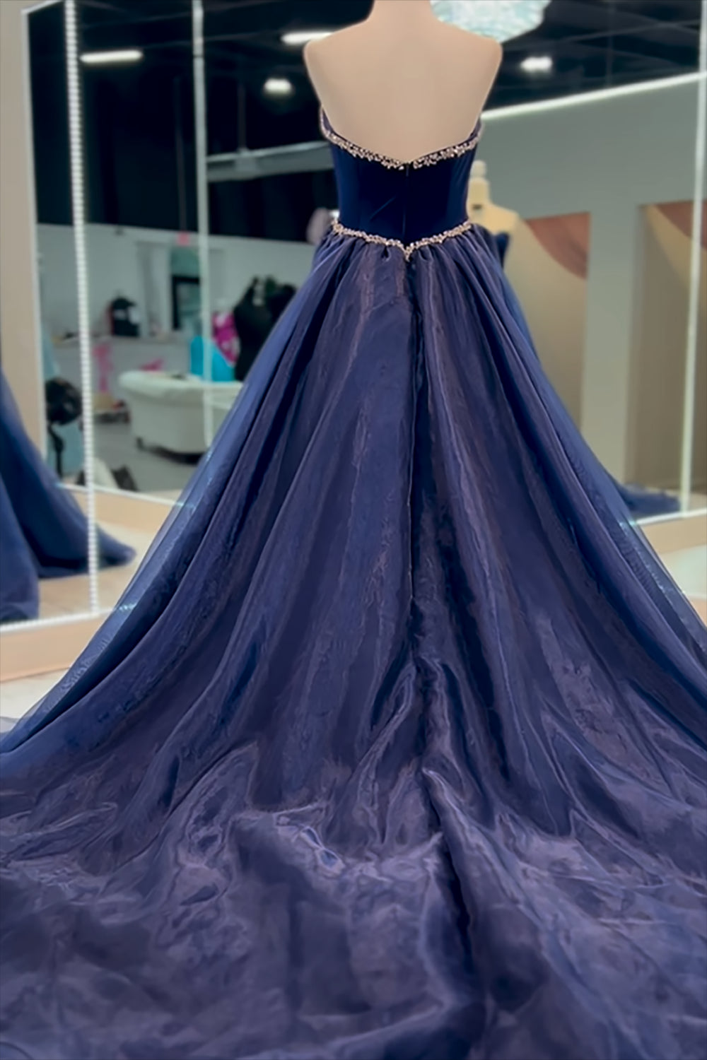 Long Navy Velvet Prom Dress with Beading Sweetheart Neckline & Mermaid Tulle Skirt