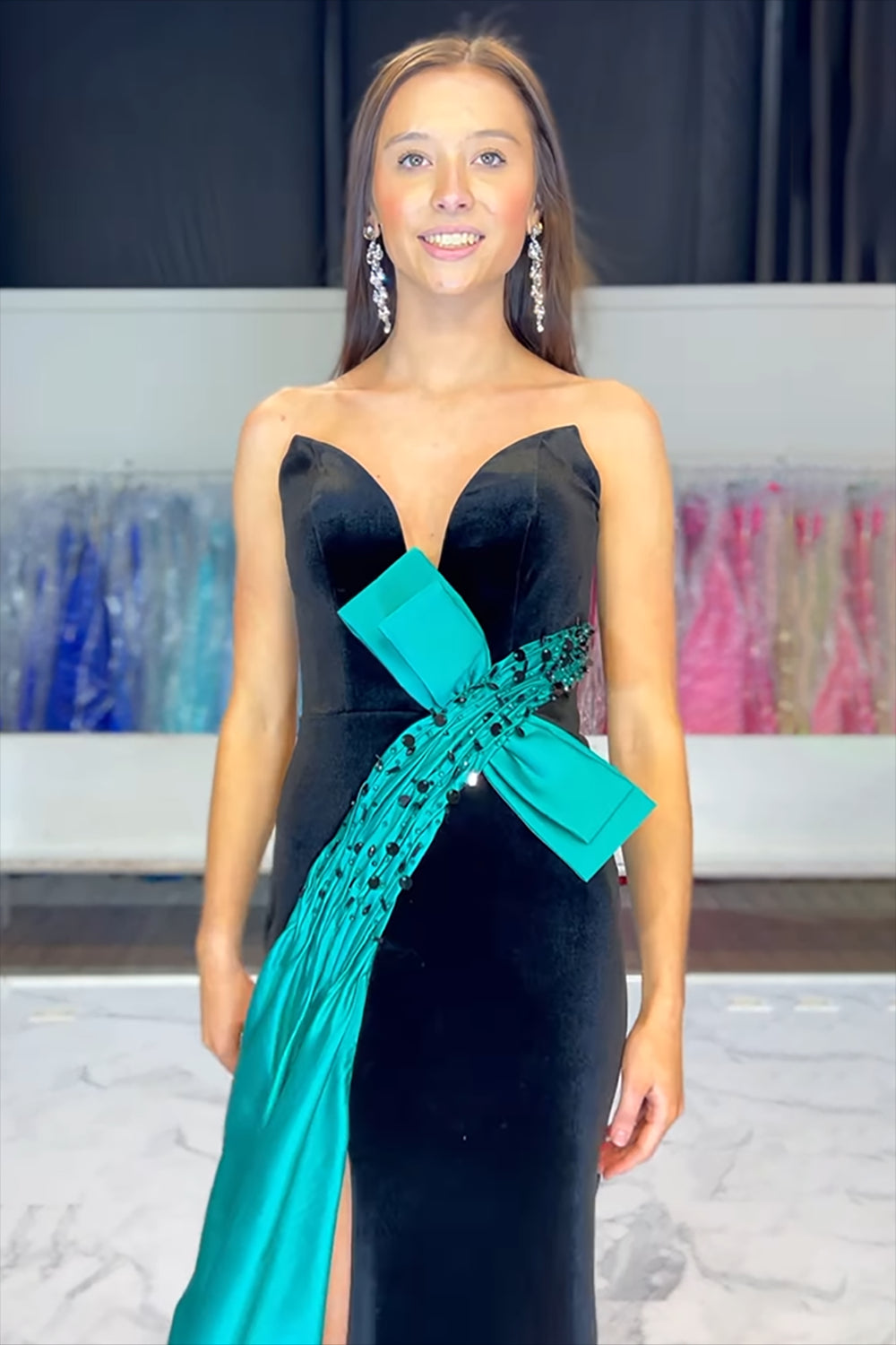 Velvet Long Prom Dress in Black with Sweetheart Neckline and Mermaid Slit