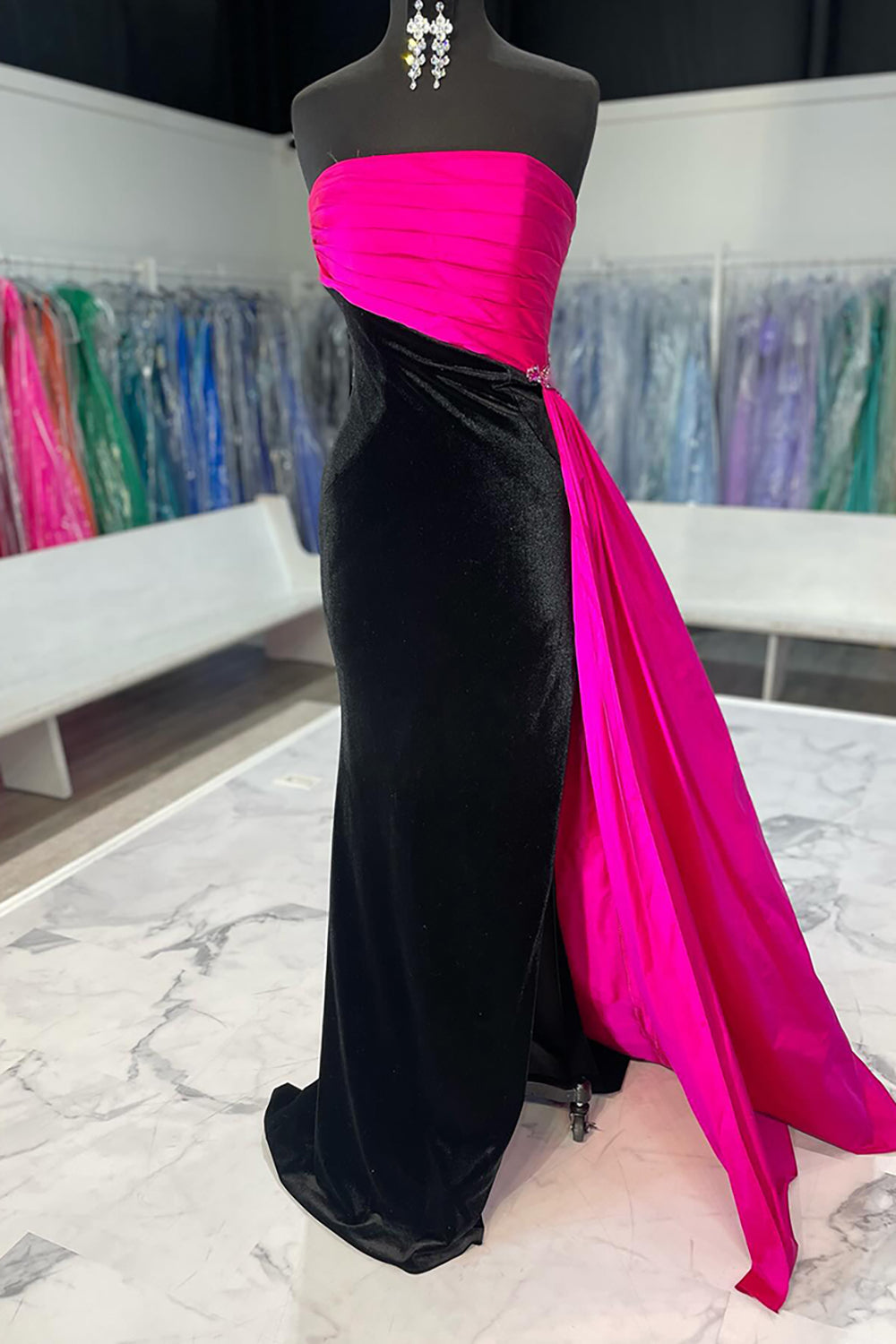 Velvet Long Prom Dress in Black Fuchsia with Strapless Mermaid Design and Slit
