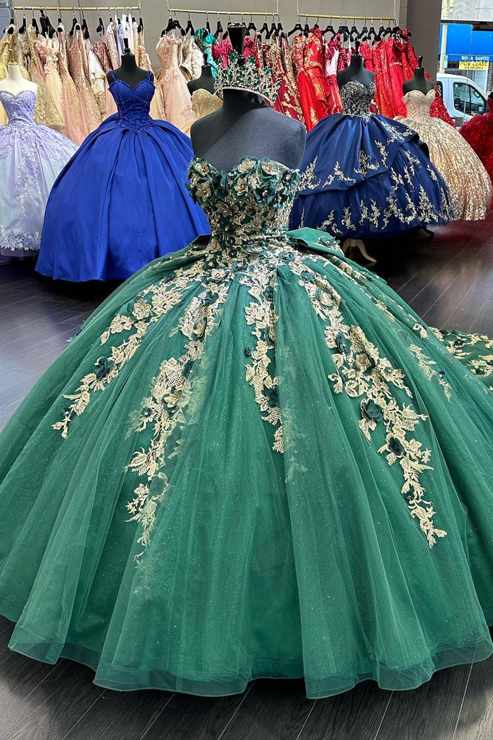 Dark Green Sparkly Sweetheart Tulle Quinceanera Ball Gown with Train Applique