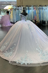 Princess Quinceanera Dress in Blue Lilac with Off-Shoulder Applique and Tulle