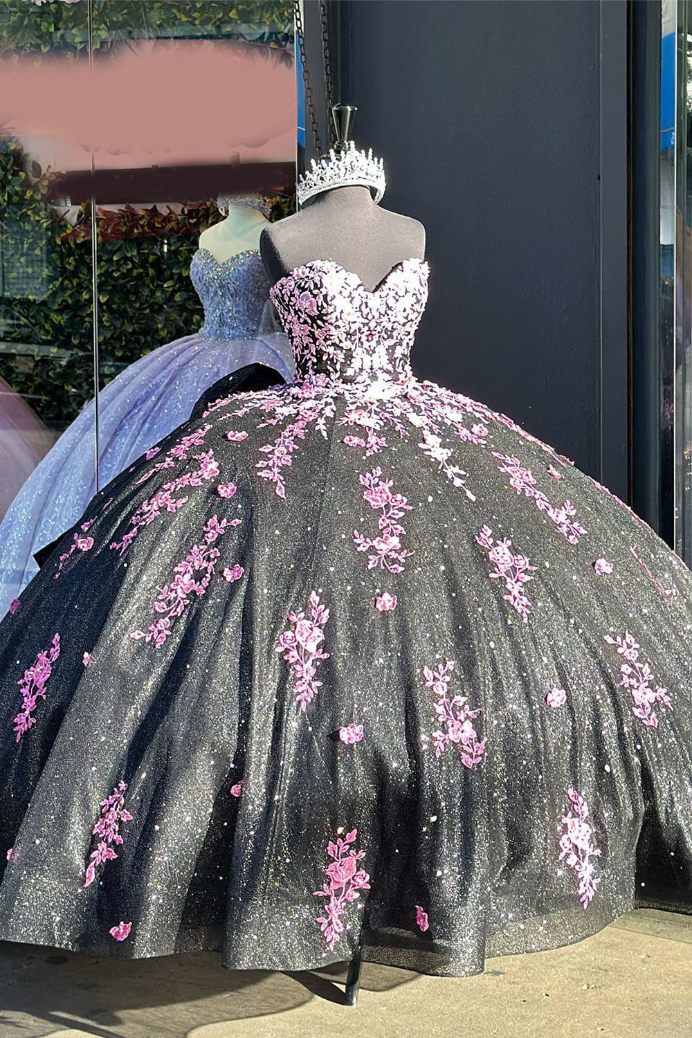 Sweetheart Princess Quinceanera Dress in Sparkly Black Pink with Long Sleeves and Sequin Applique on Tulle