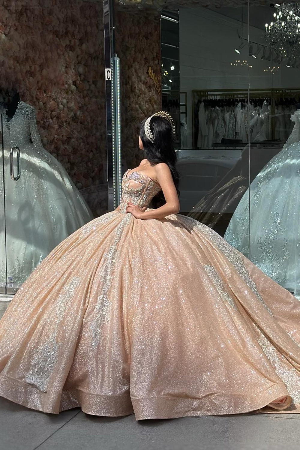 Champagne Glitter Princess Tulle Dress with Beaded Sweetheart Applique and Sequins for Quinceanera