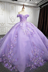 Off-the-Shoulder Lavender Tulle Quinceanera Ball Gown Featuring Appliques