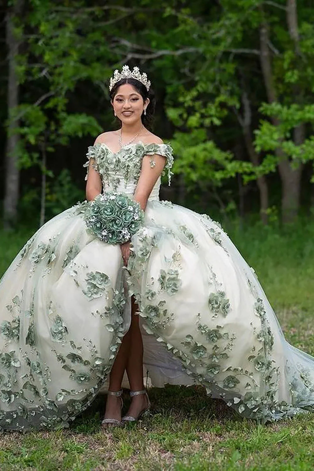 Off the Shoulder Black Champagne Princess Dress with Floral Applique and Tulle Train for Quinceanera