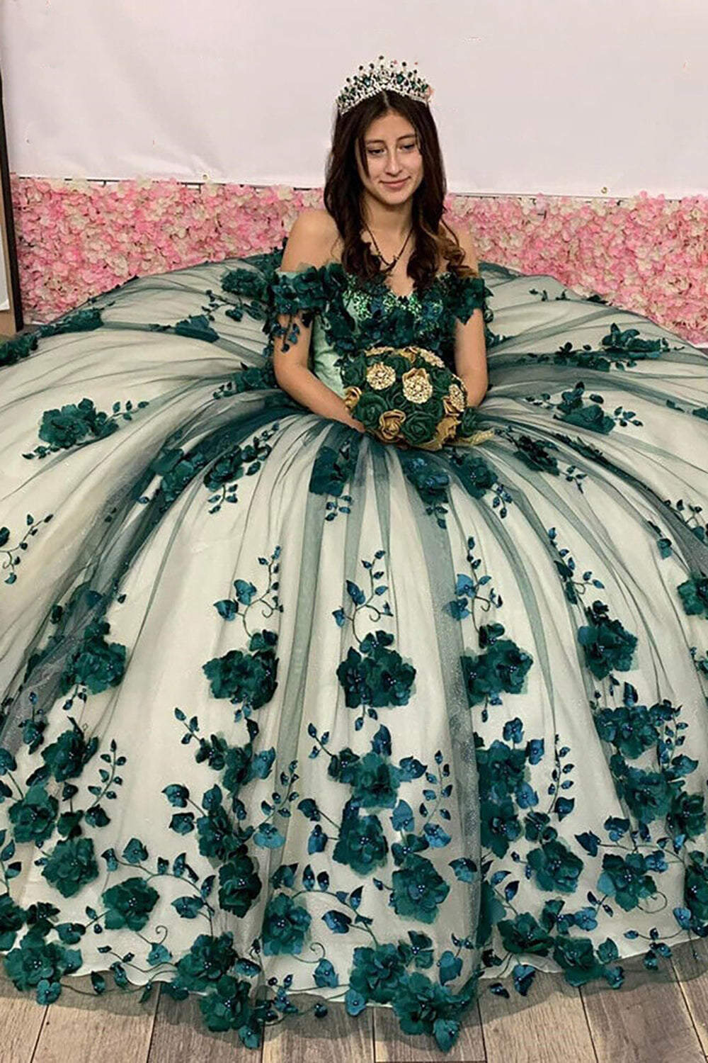 Off the Shoulder Black Champagne Princess Dress with Floral Applique and Tulle Train for Quinceanera