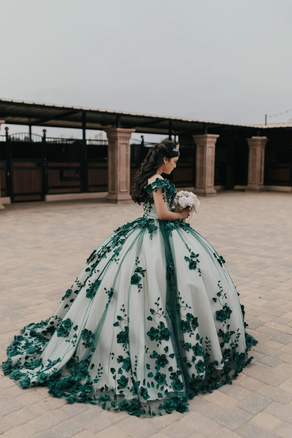 Off the Shoulder Black Champagne Princess Dress with Floral Applique and Tulle Train for Quinceanera