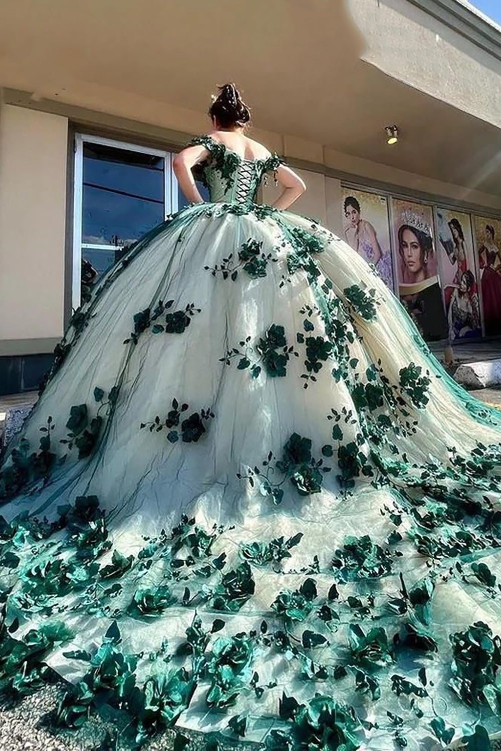 Off the Shoulder Black Champagne Princess Dress with Floral Applique and Tulle Train for Quinceanera