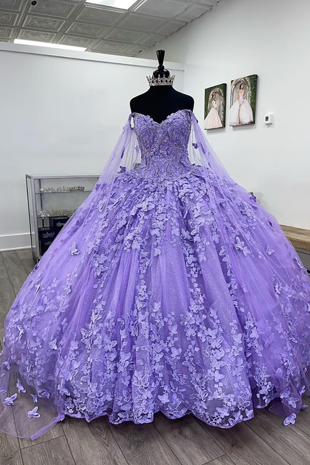 Quinceanera Dress in Lilac with Caped Tulle and Spaghetti Straps, Featuring Appliques