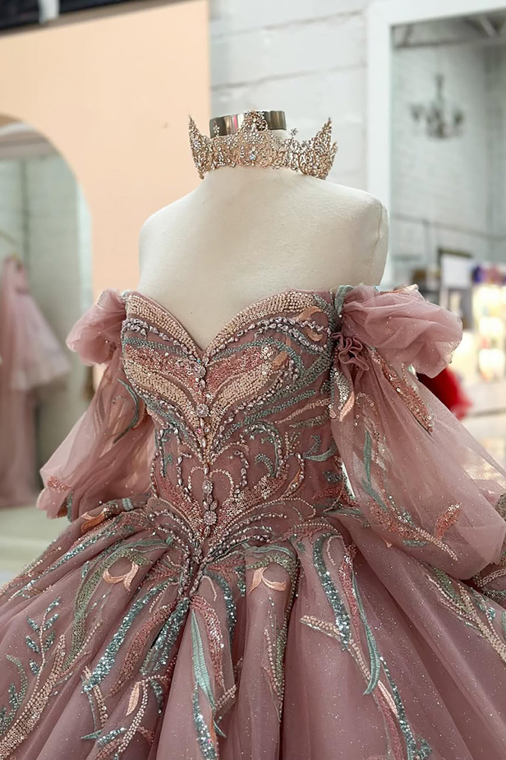 Off the Shoulder Sparkly Grey Pink Ball Gown with Appliqued Train for Quinceanera