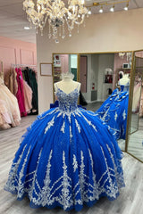 Princess Quinceanera Dress in Royal Blue Tulle with Spaghetti Straps and Bow Applique