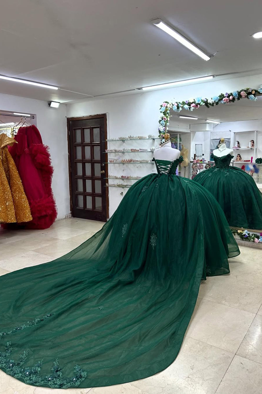 Princess Quinceanera Dress in Dark Green with Off-the-Shoulder Beaded Applique and Tulle Train