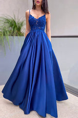 Elegant A-line Prom Dress in Royal Blue featuring a Slit