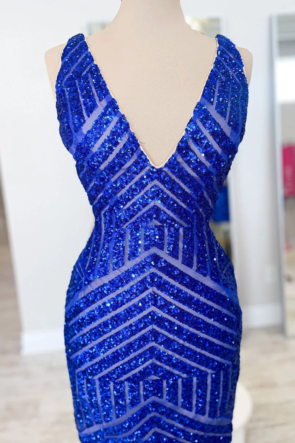 Sparkly White Sequins V-Neck Tight Homecoming Dress/Mini Dress