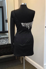 Sparkly Black BeadedOne Shoulder One Sleeve Tight Short Homecoming Dress/Mini Dress