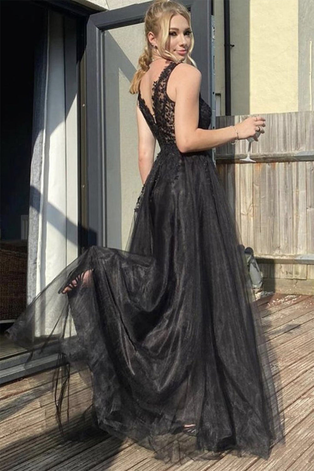 Long Black Prom Dress with V Neckline