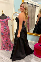 Long Black Satin A-Line Prom Corset Dress with Sweetheart Neckline and Bow Cut-out
