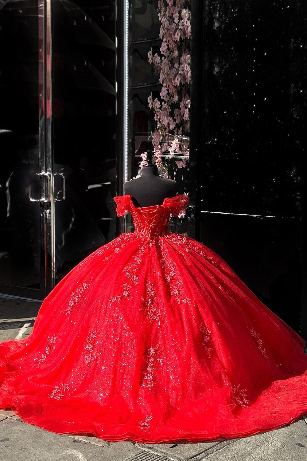 Off the Shoulder Red Glitter Ball Gown with Sequined Appliques for Quinceanera in Tulle